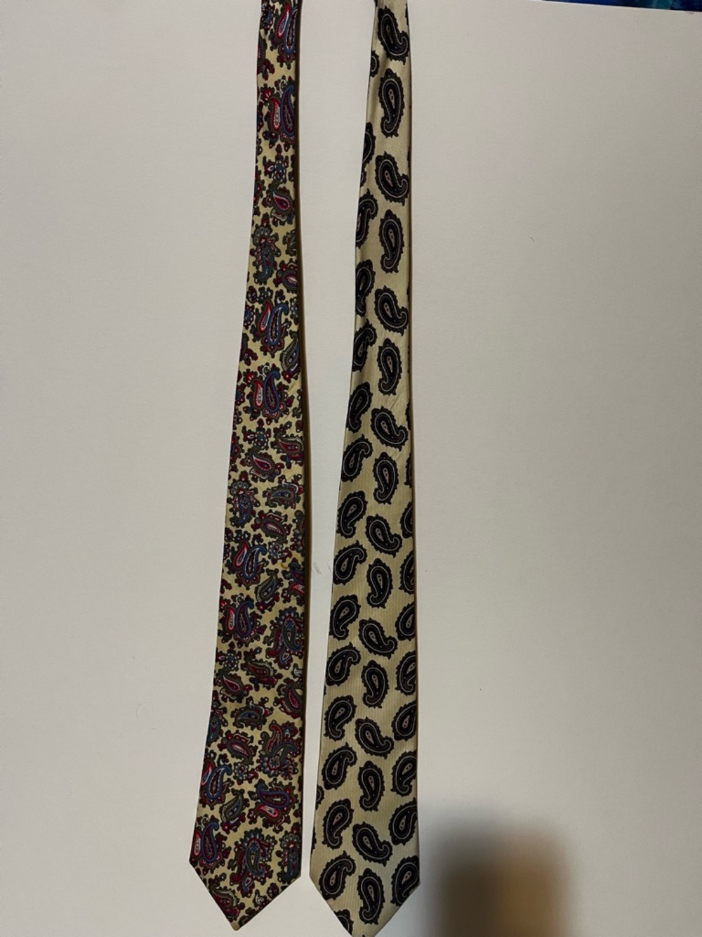 Dior Beige Paisley Silk Tie with Navy and Burgundy Accents